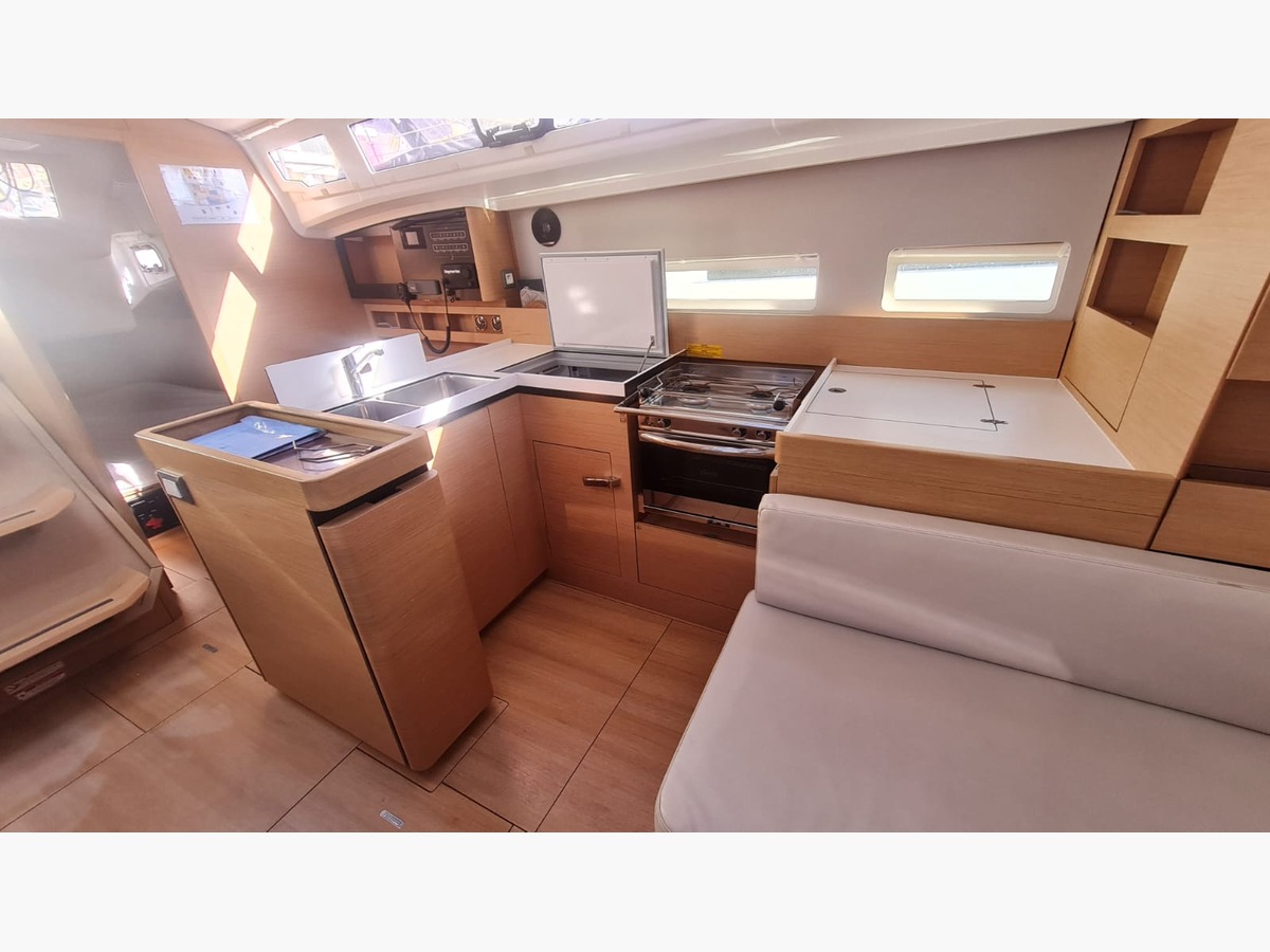 SUN ODYSSEY 410