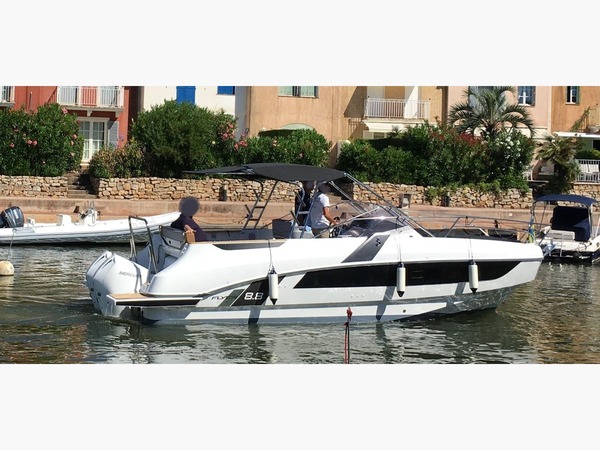 FLYER 8.8 sundeck