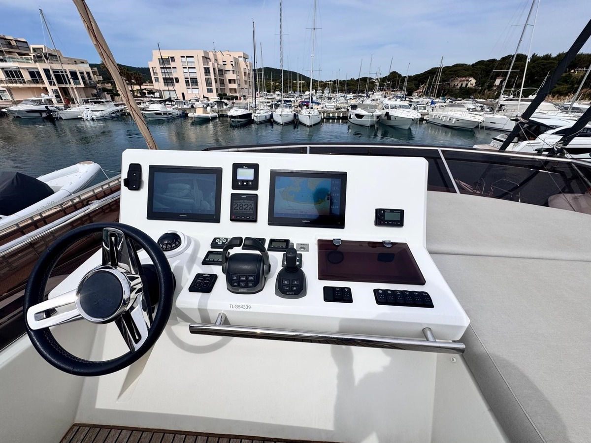 PRESTIGE 520