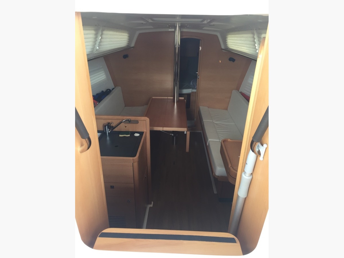 SUN ODYSSEY 319