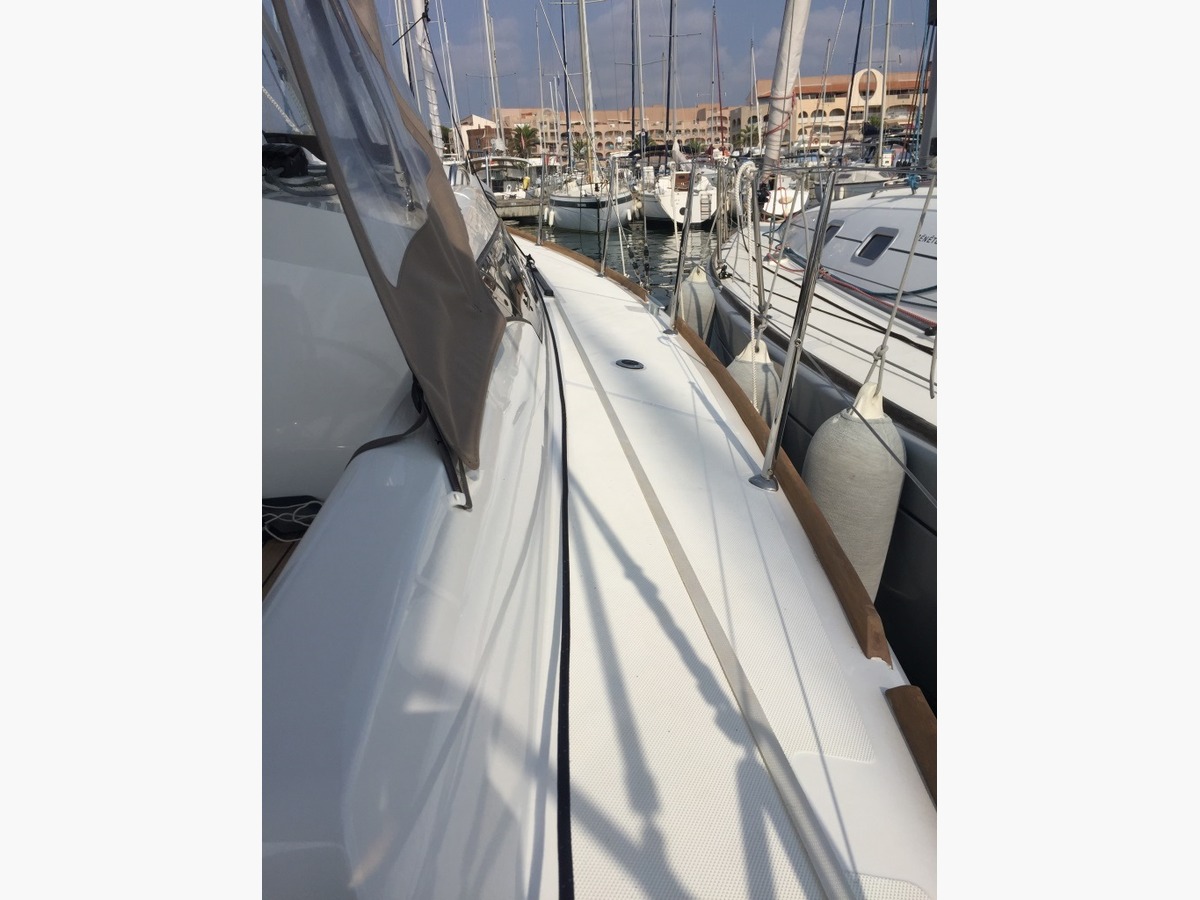 SUN ODYSSEY 319