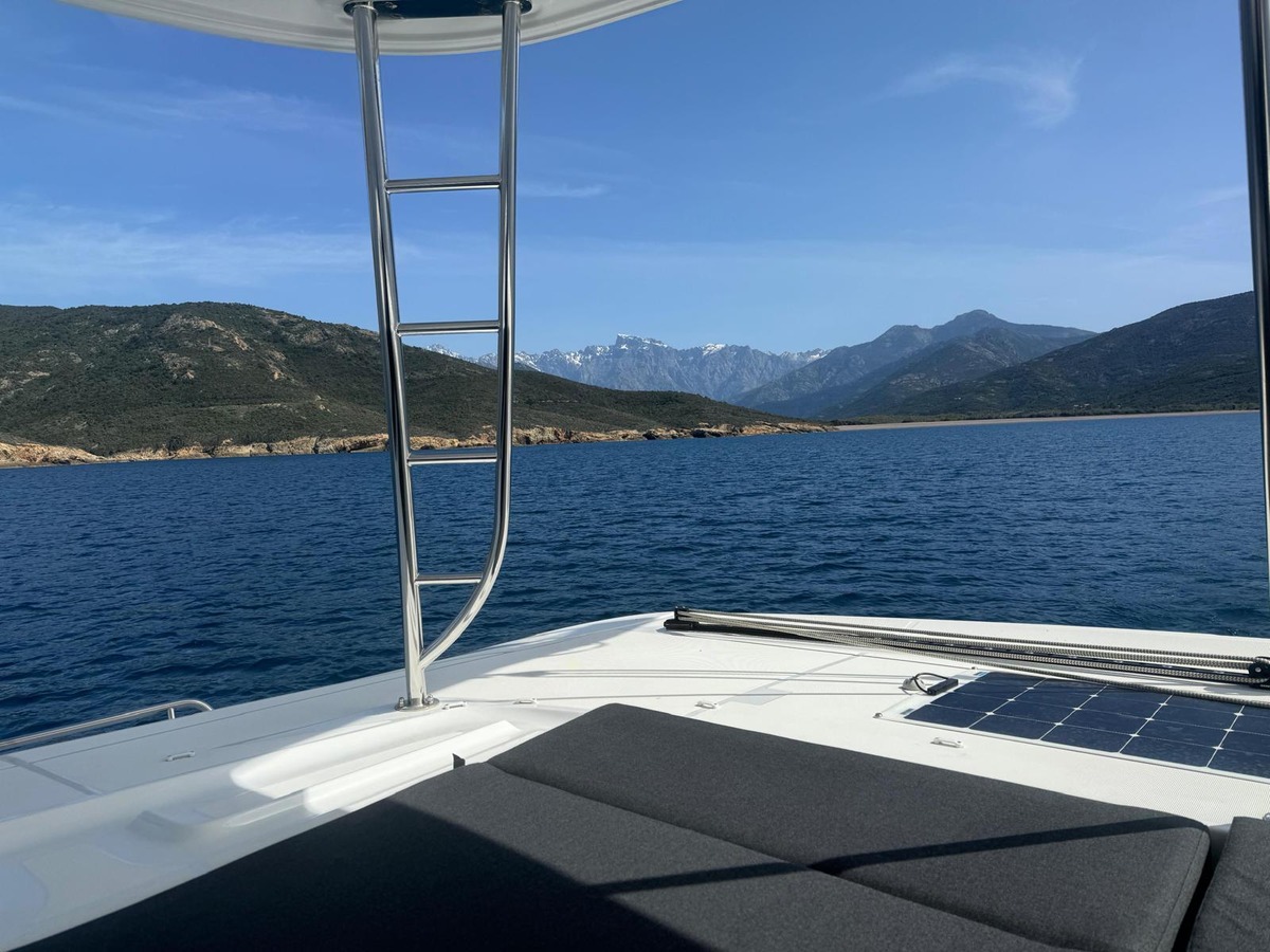 LAGOON 46