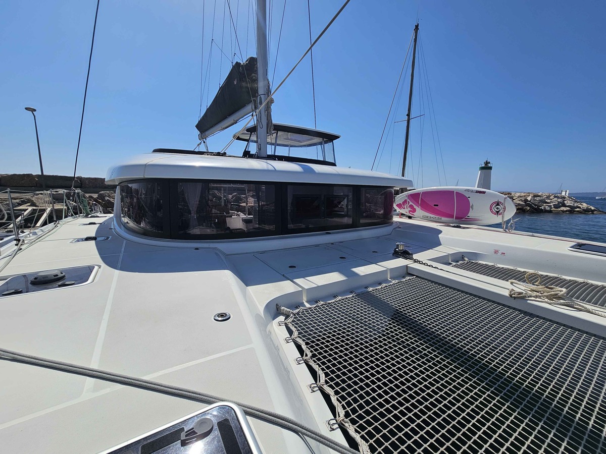 LAGOON 42 