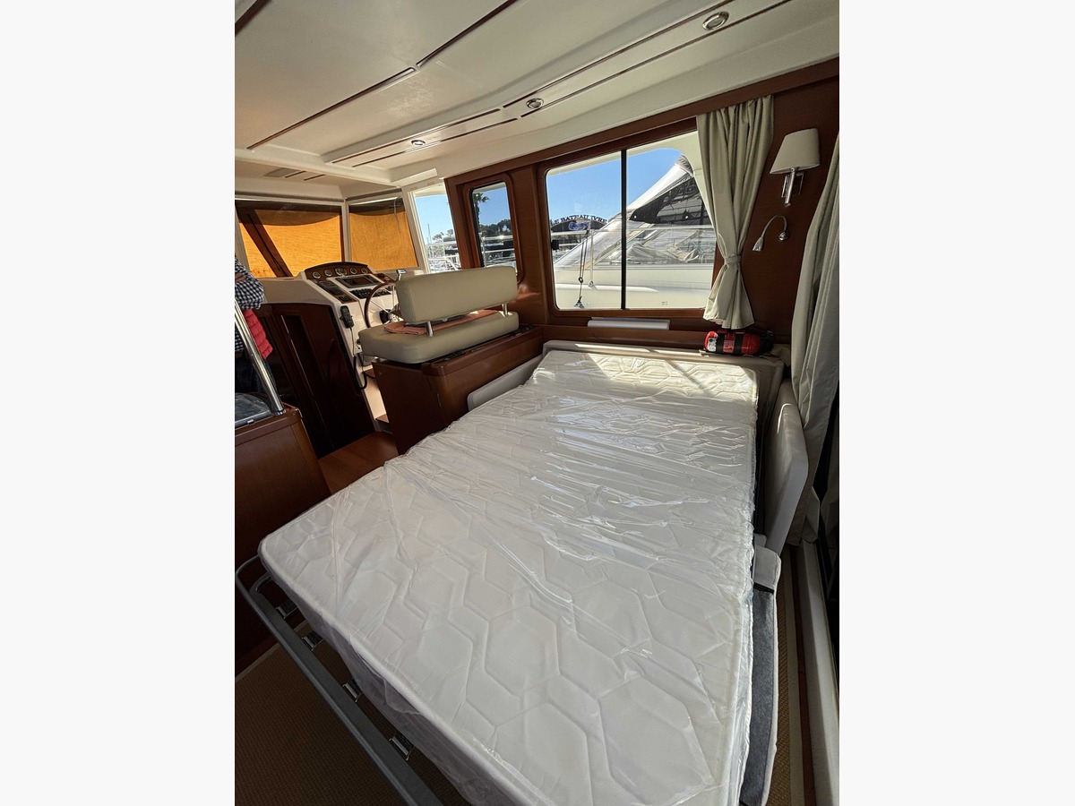 SWIFT TRAWLER 34
