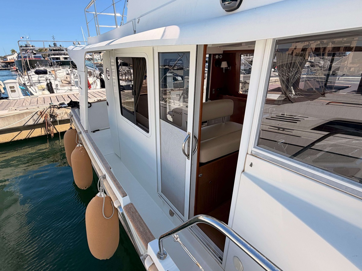 SWIFT TRAWLER 34