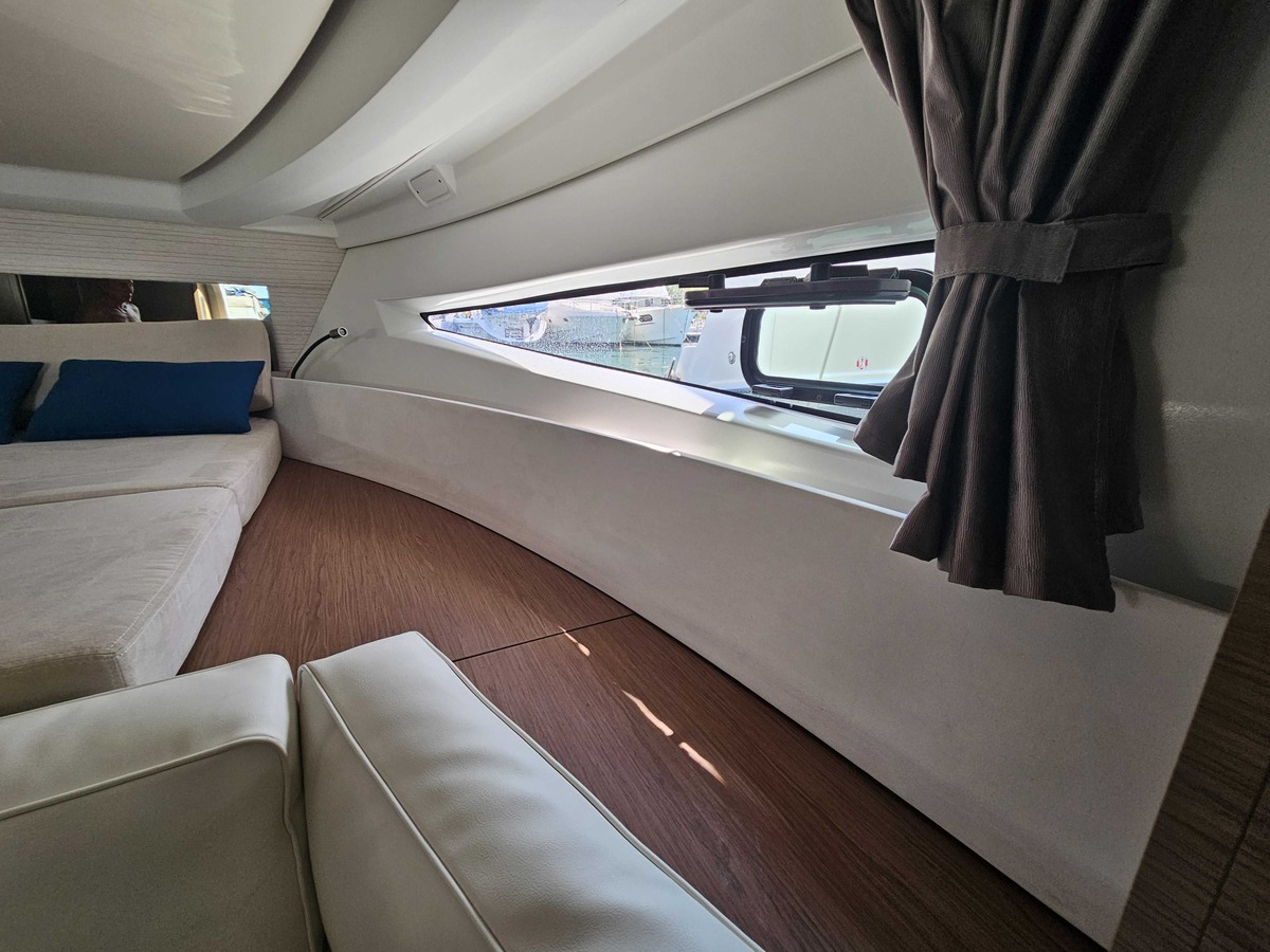 LEADER 36 SPORTOP
