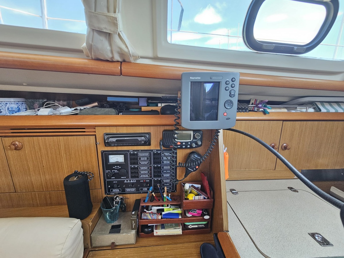 sun odyssey 32i