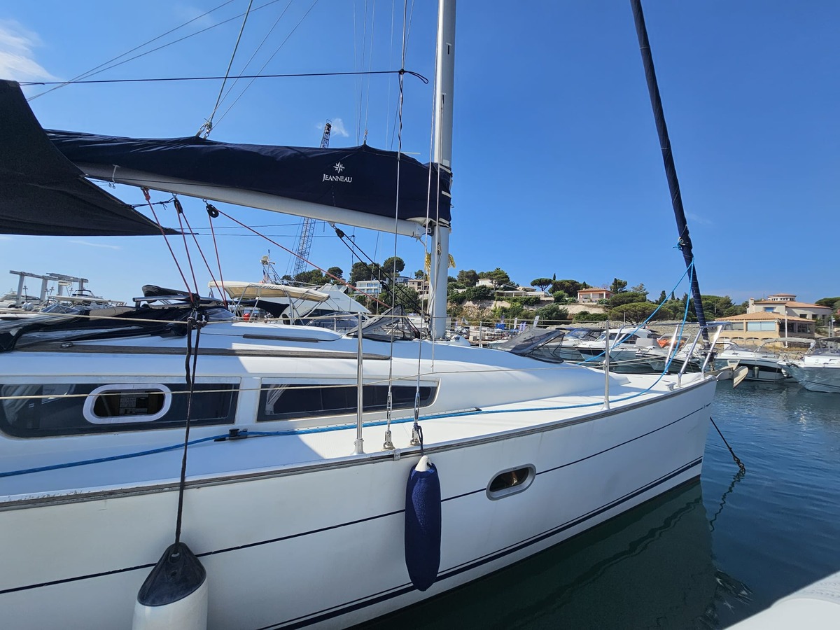 sun odyssey 32i