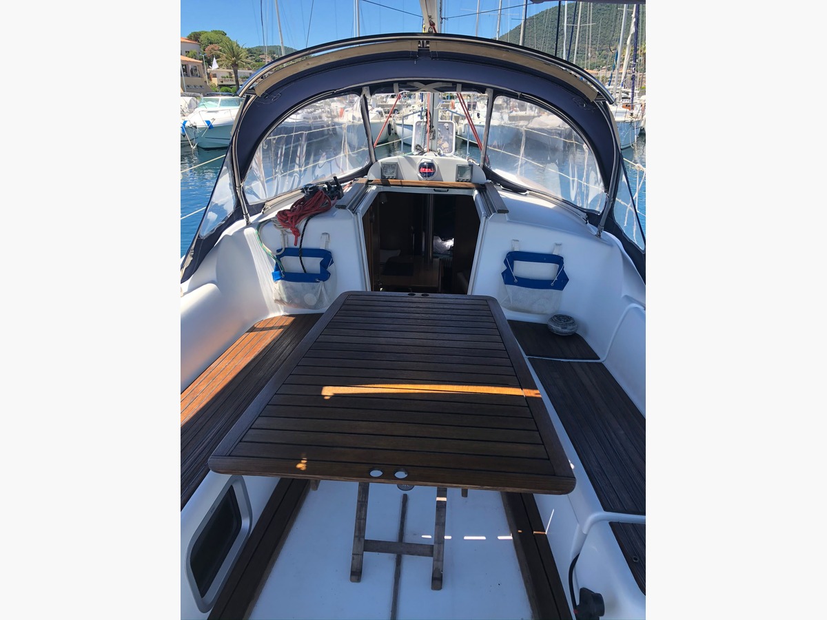 sun odyssey 32i