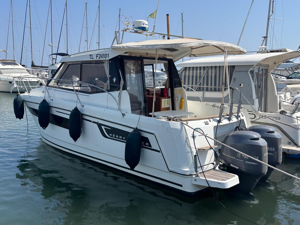 MERRY FISHER 855