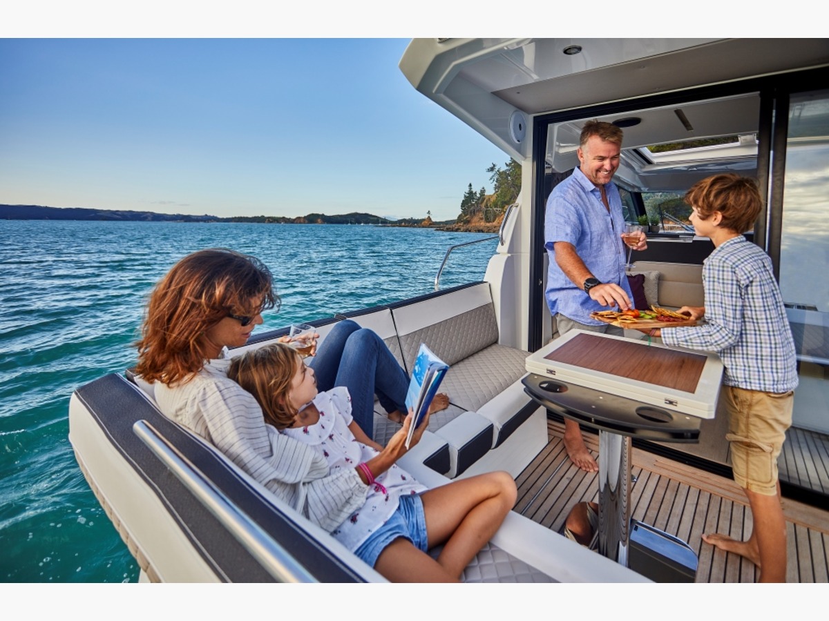 Jeanneau Nc 33 Bateau Neuf A Vendre