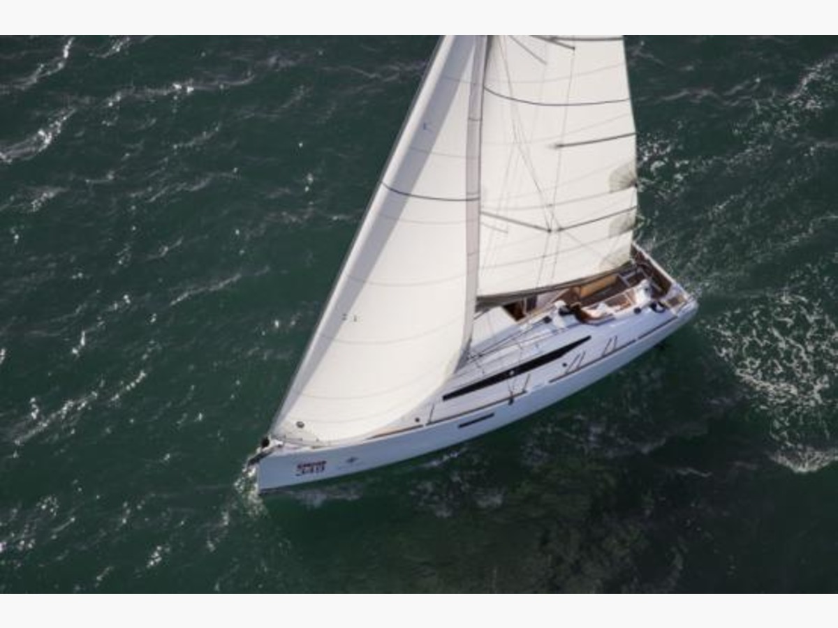 sun odyssey 349
